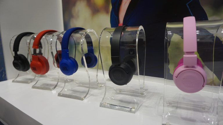 JBL Store headphones