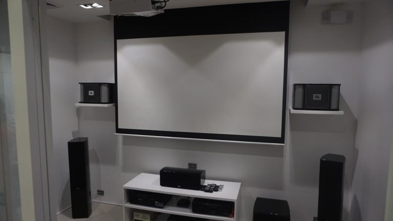 JBL Store theater room