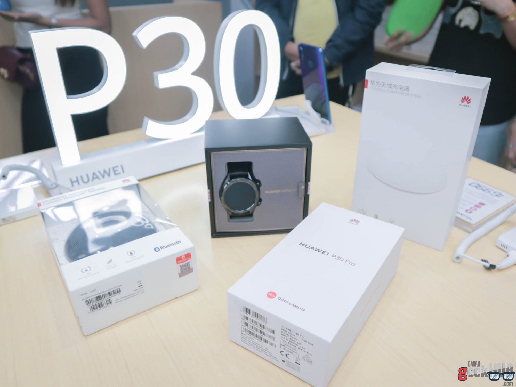 Huawei P30 Pro, P30, P30 Lite bundles