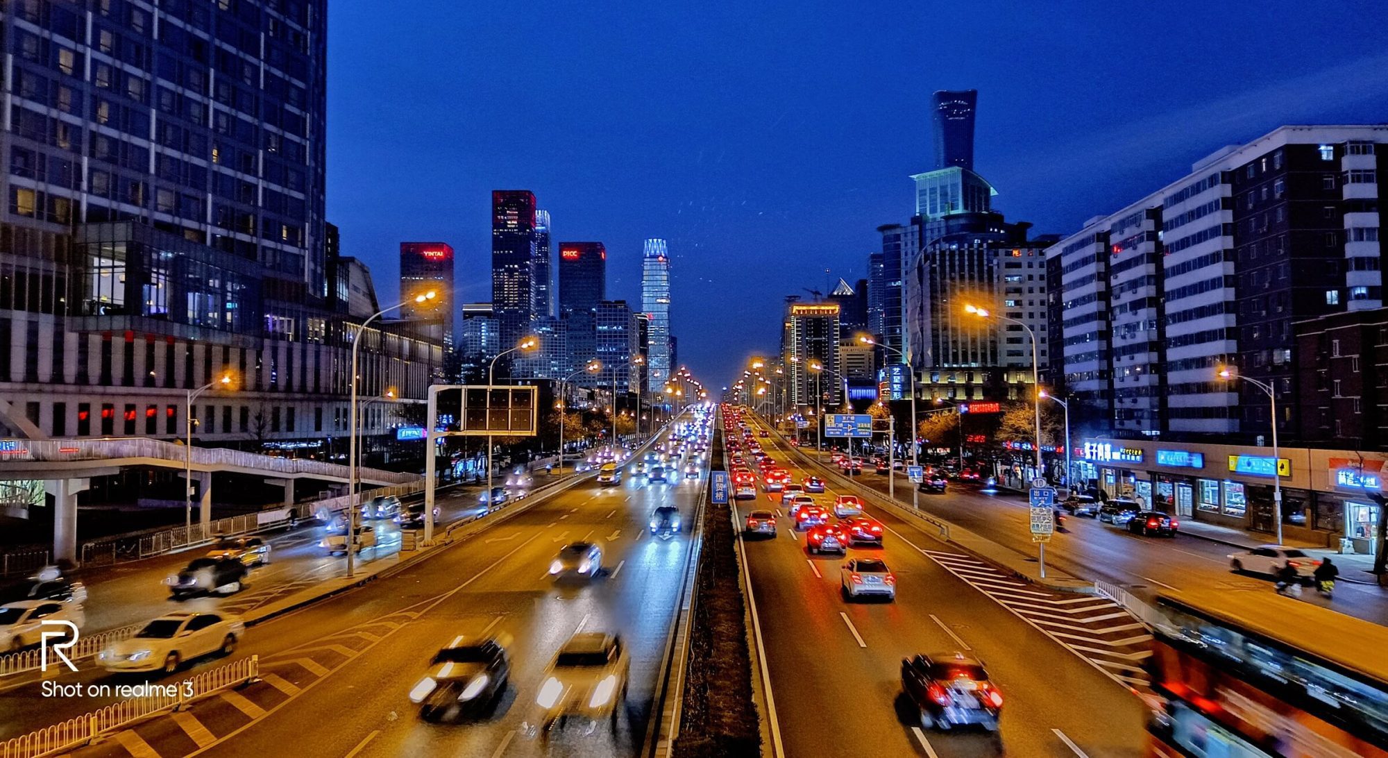 Realme 3 Nightscape
