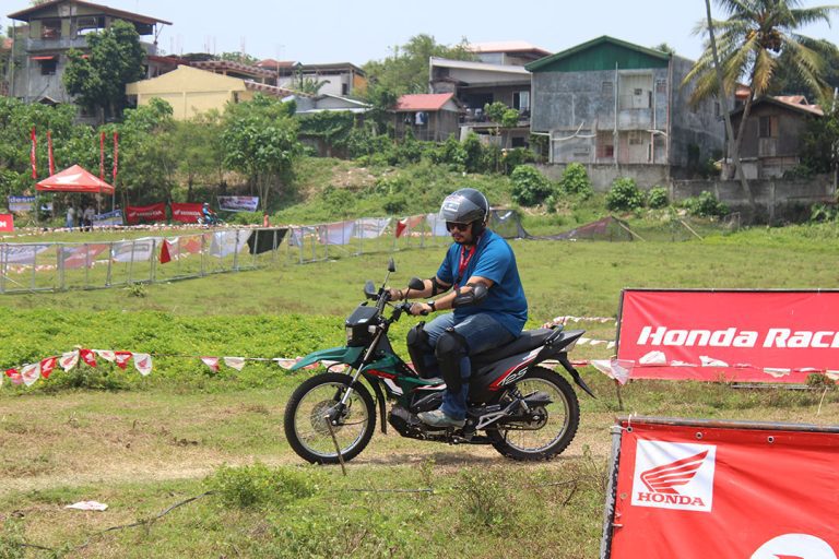 Honda XRM125 Fi test drive