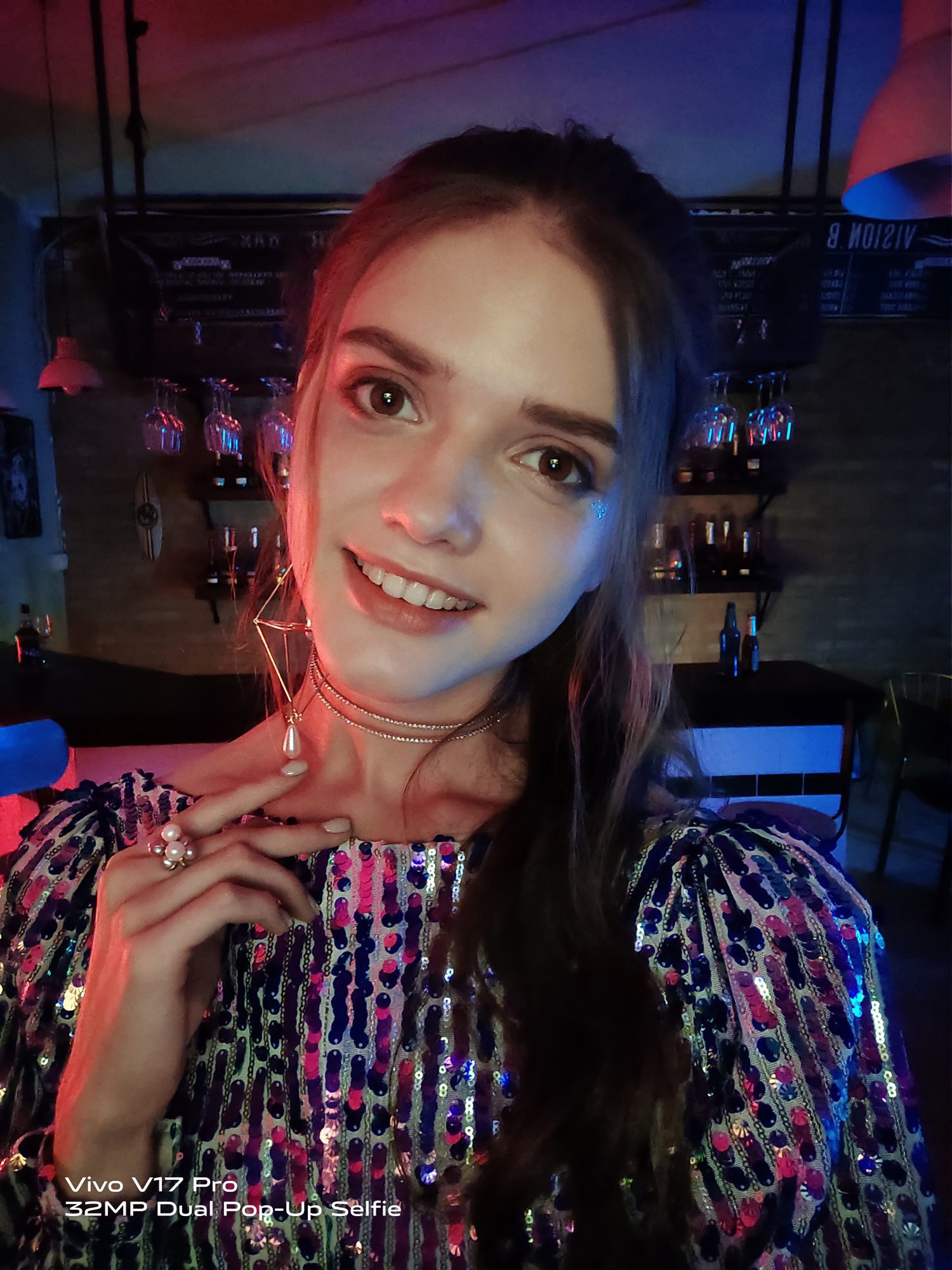 V17 Pro night mode after