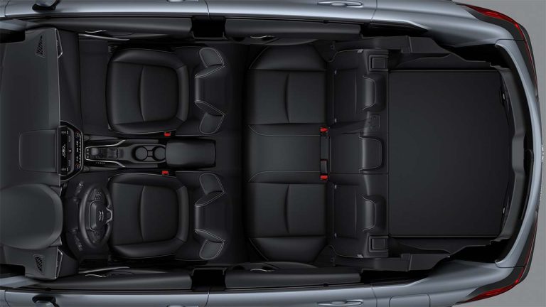 Corolla Cross Trunk (1)