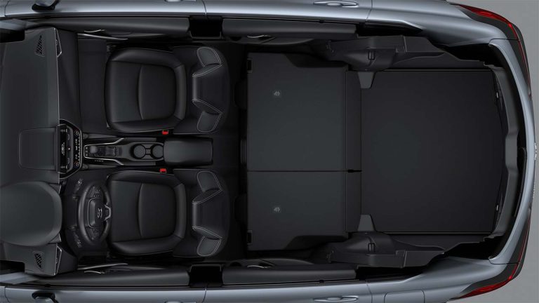 Corolla Cross Trunk (2)