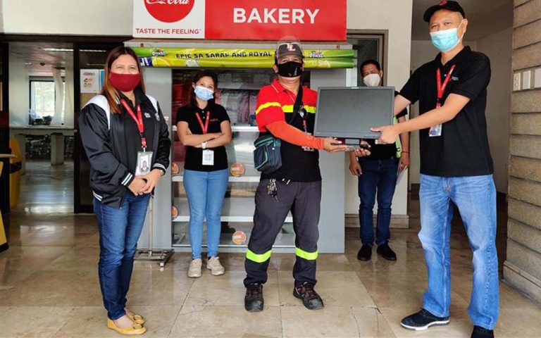 Coca-Cola Donates 200 Desktop Units for Employees’ Children’s Online Learning