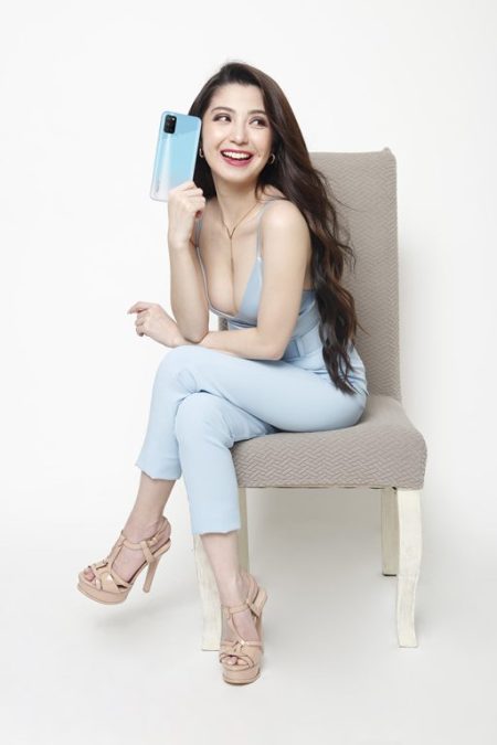 Donnalyn Bartolome x realme 7i Polar Blue