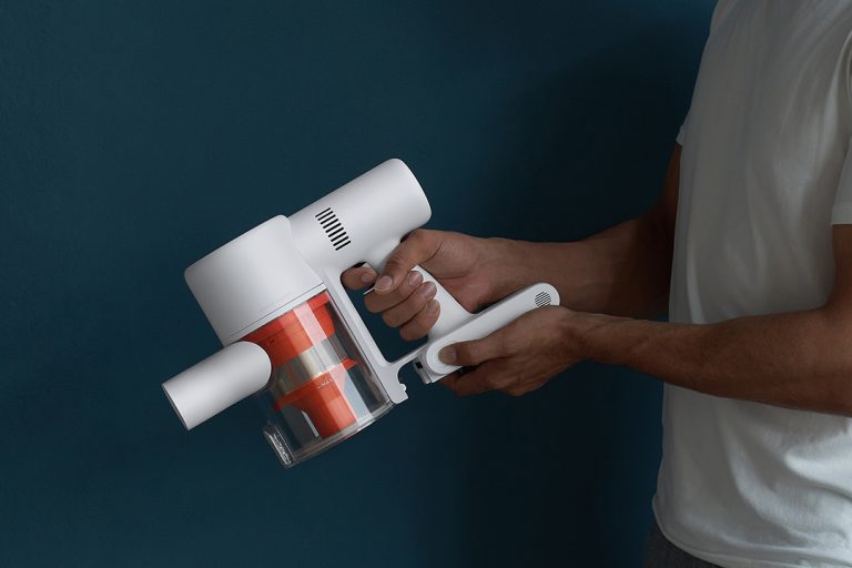 detachable battery