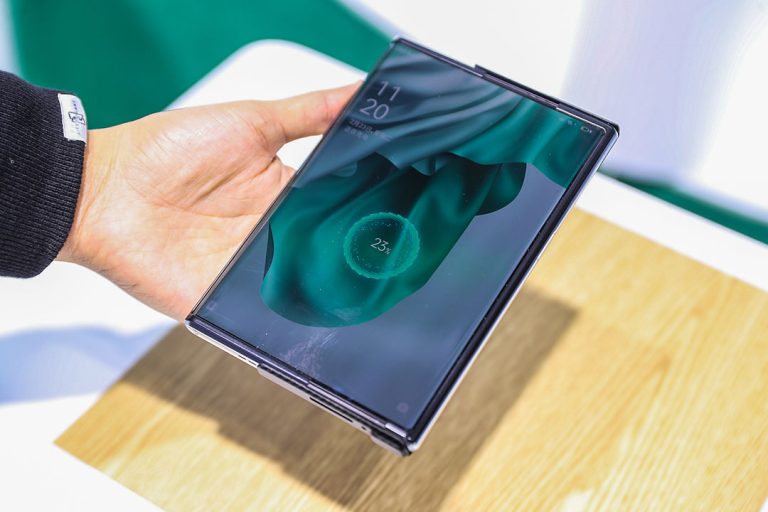 OPPO X 2021 Wireless Air Charging