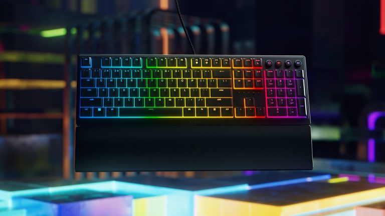 Razer Unveils the Ornata V3 Low-Profile Ergonomic Keyboard