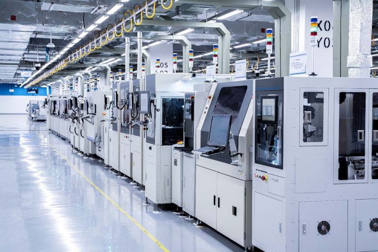 Seamless Integration between R&D and Manufacturing