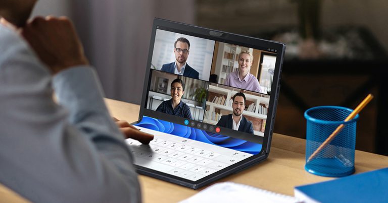 LAPTOP MODE WITH VIRTUAL KEYBOARD