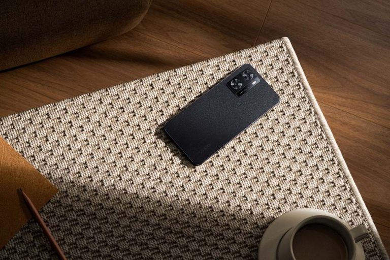 OPPO A77s