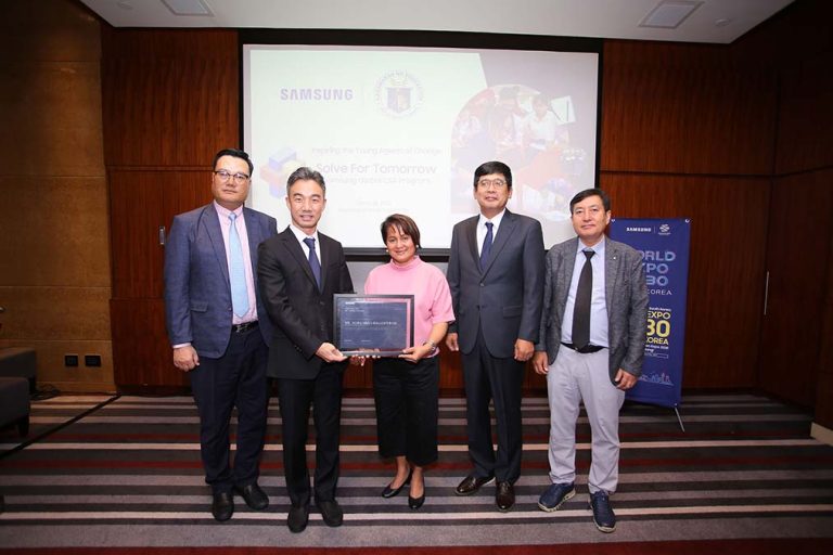 Samsung PH and DepEd to Launch Solve for Tomorrow Program