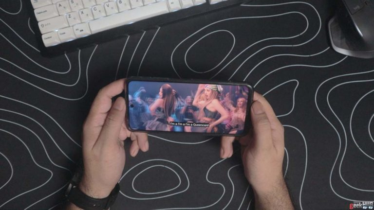 6.72-inch Punch-hole display