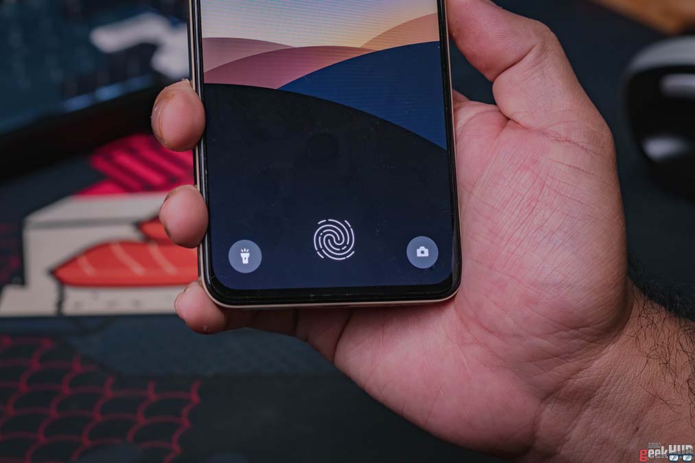 12+ 5G in-display fingerprint scanner