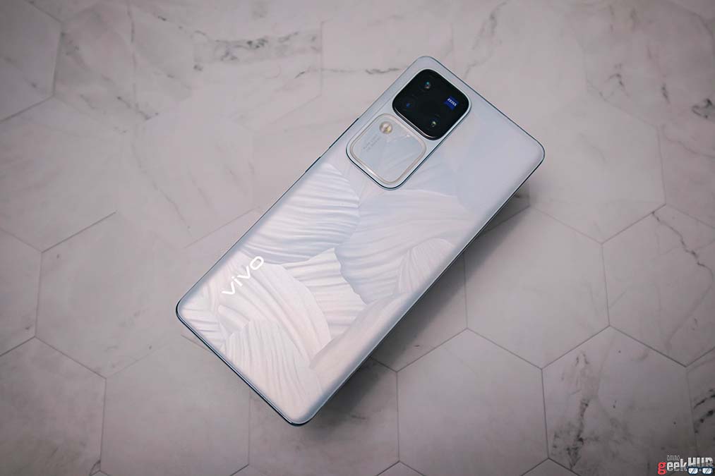 vivo V30 Pro 5G