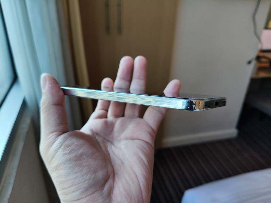 huawei nova 13 sides