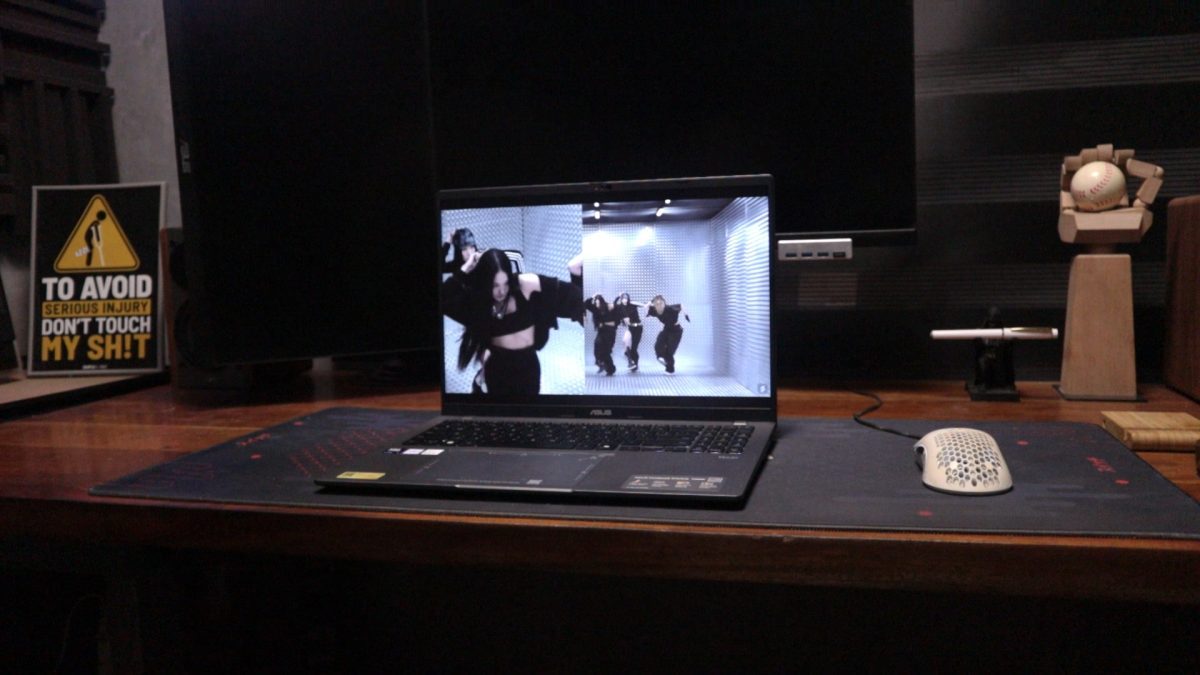ASUS Vivobook S16 Review - Display