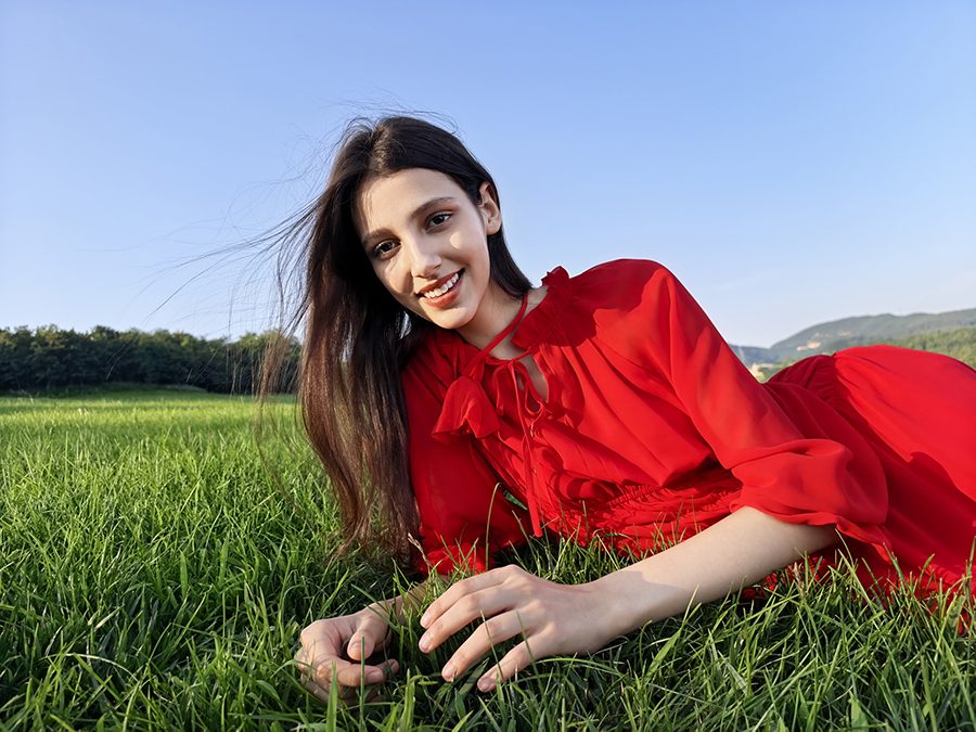Turn Landscapes, Portraits, and Greenery into Colorful Masterpieces 1