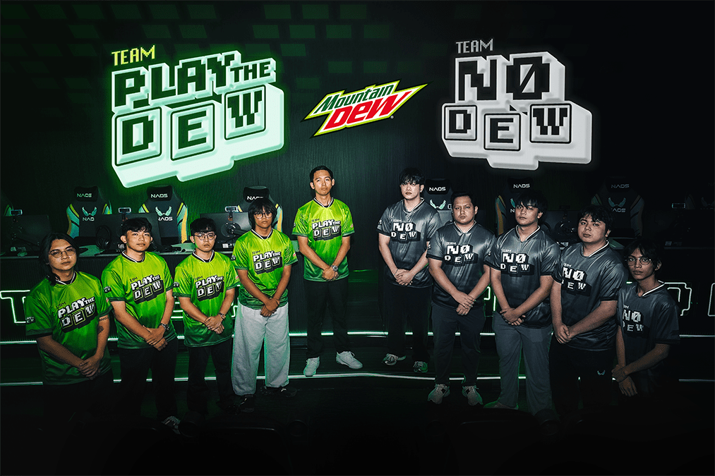 Team PLAY THE DEW vs Team NO DEW
